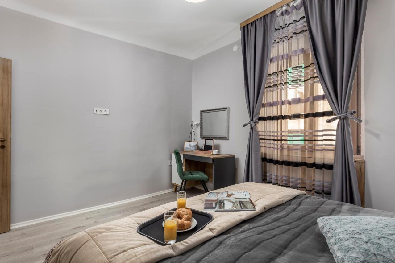 4 Season Apartments Рієка Екстер'єр фото